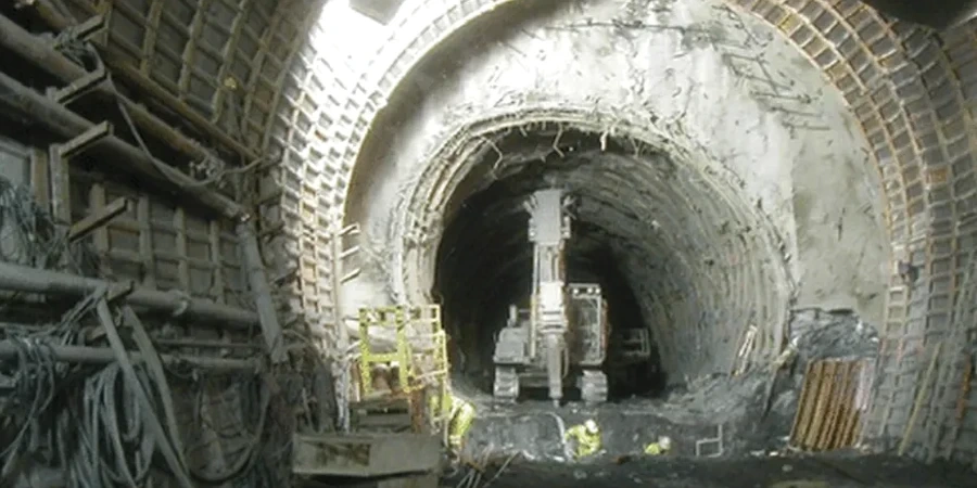 Geotechnische Analyse für Tunnel in weichem Boden in Minden